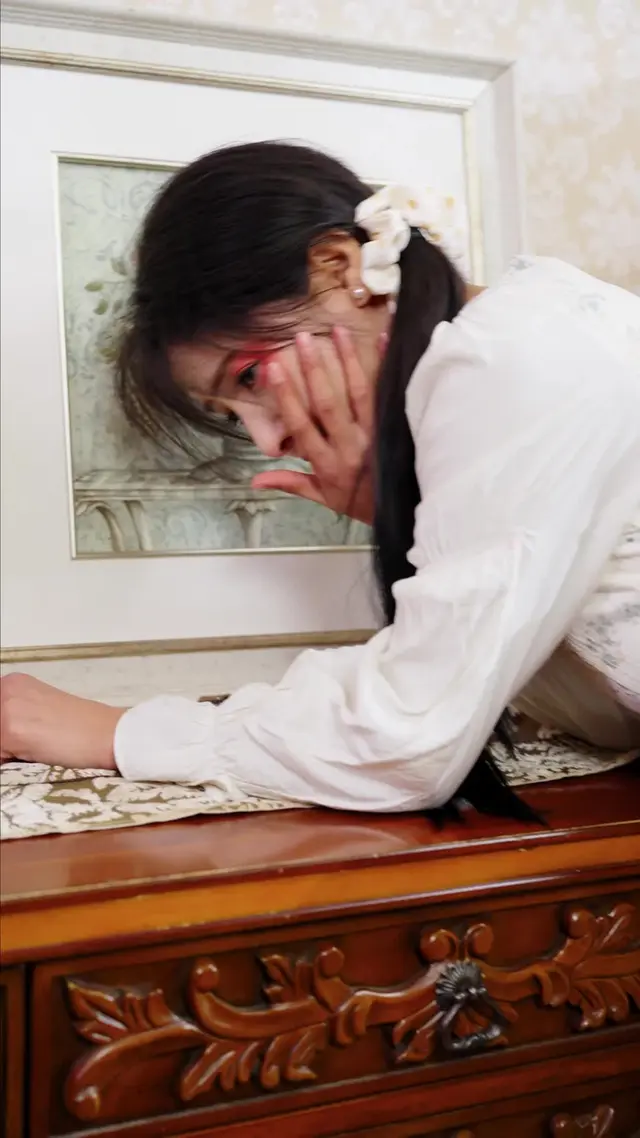 Episode 8 of CEO Daddy Spoils His Wife Sweetly