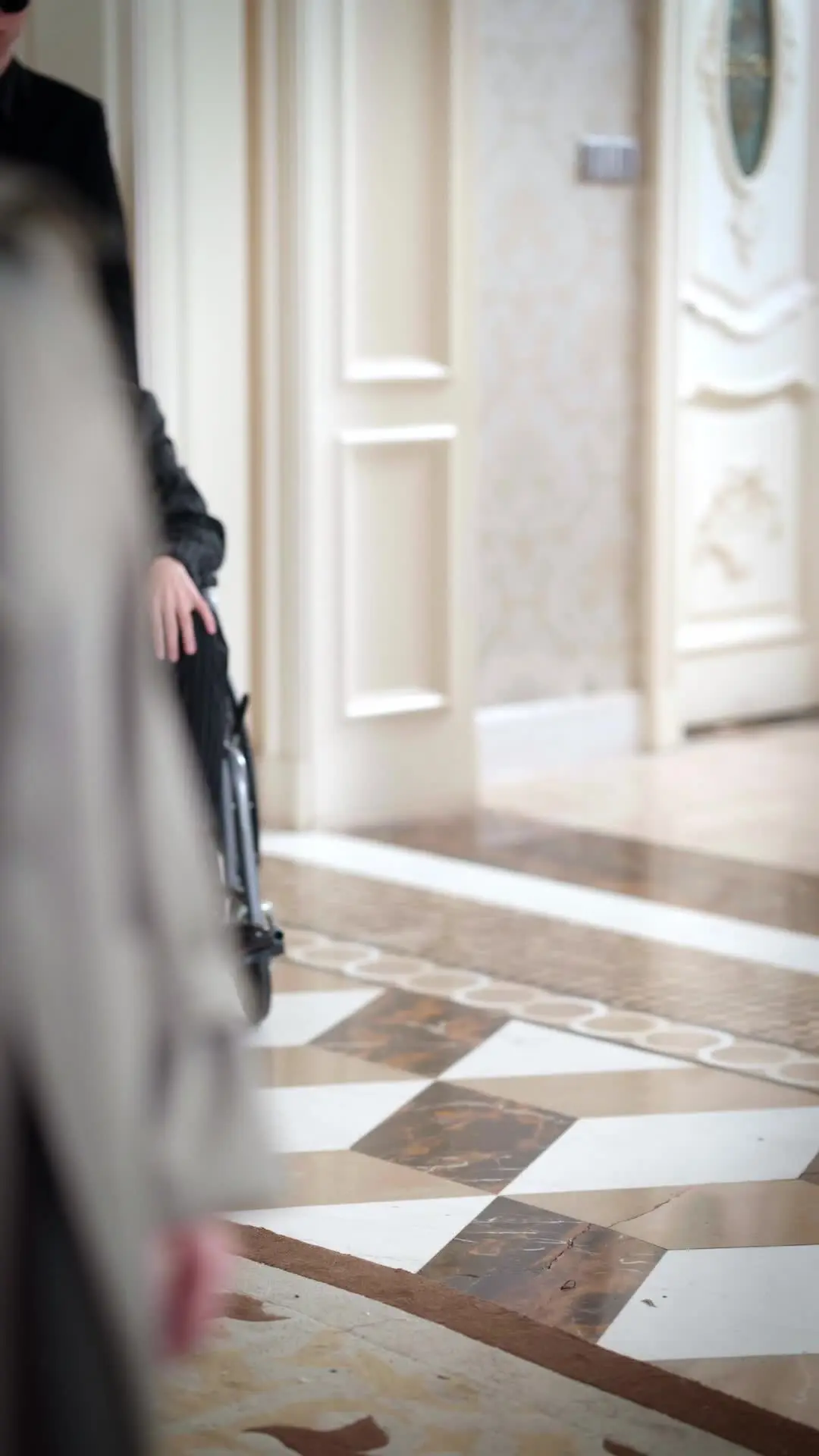 Episode 22 of CEO Lu's Four Wonders