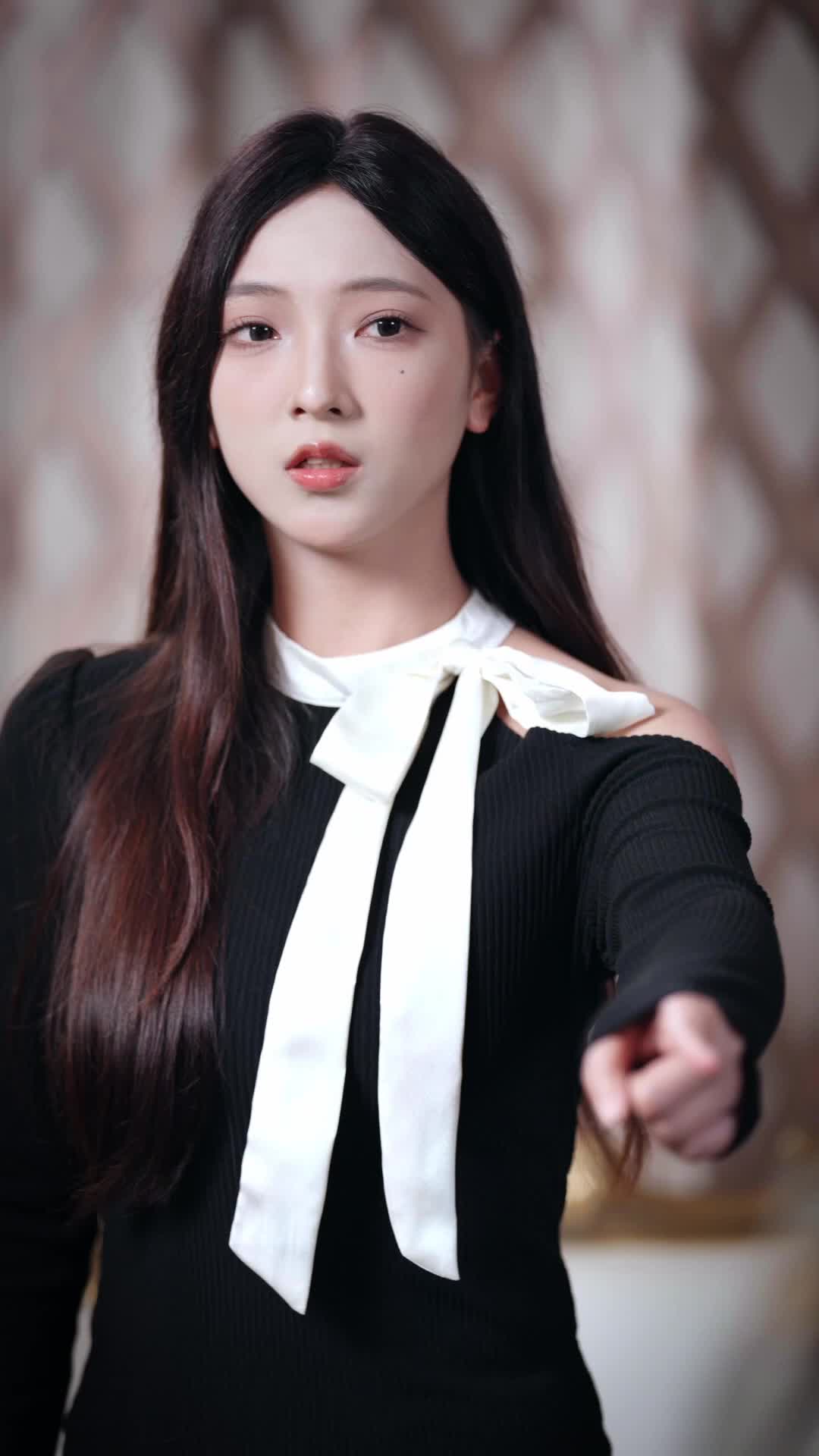 Episode 24 of CEO Lu's Four Wonders