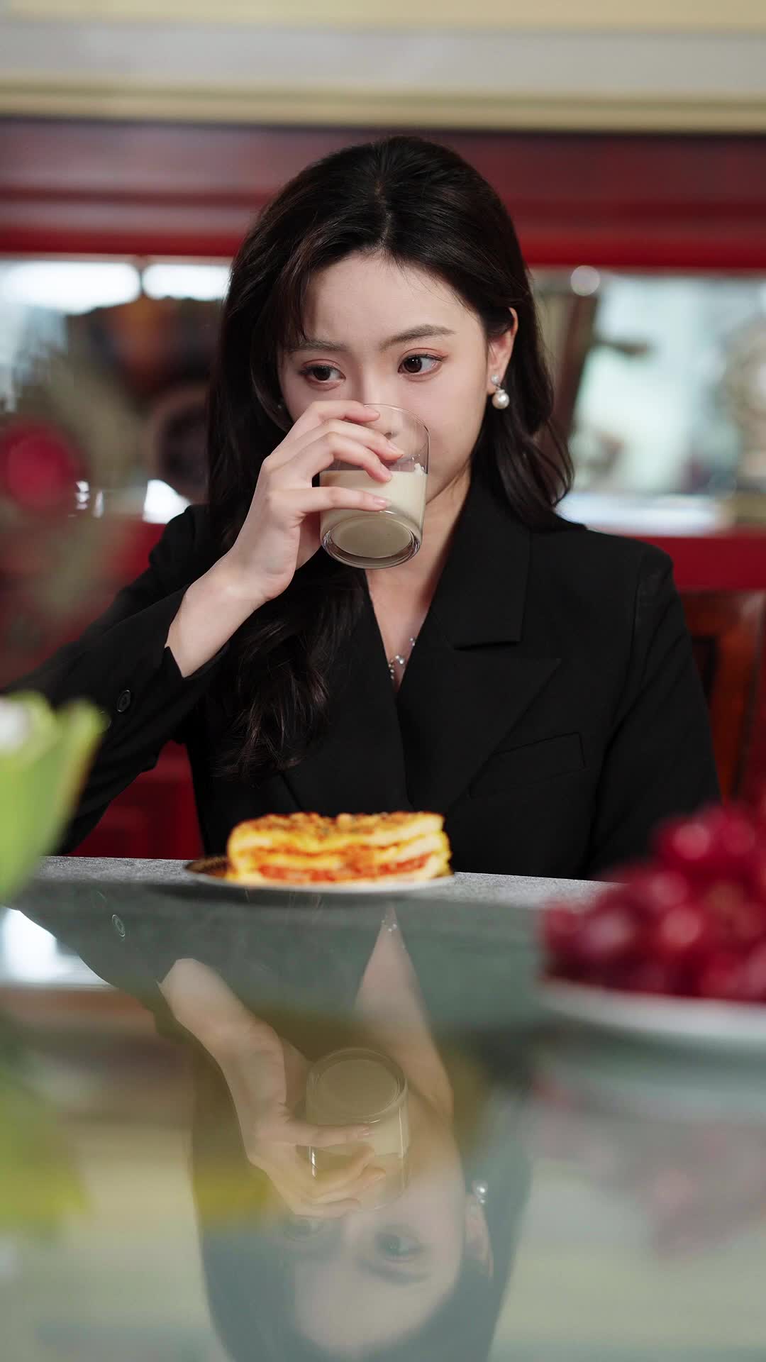 Episode 34 of CEO Lu's Four Wonders