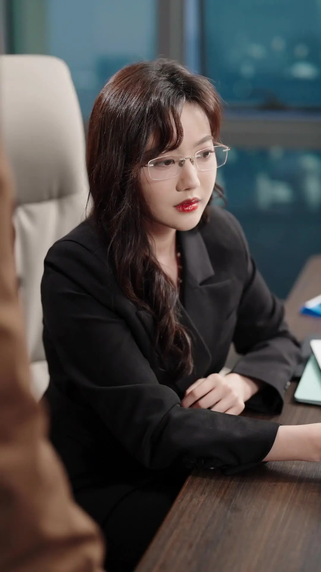 Episode 35 of CEO Lu's Four Wonders
