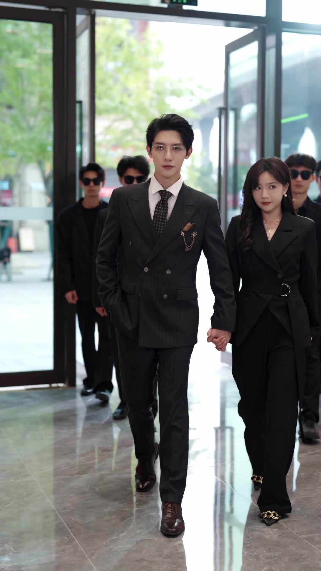Episode 71 of CEO Lu's Four Wonders