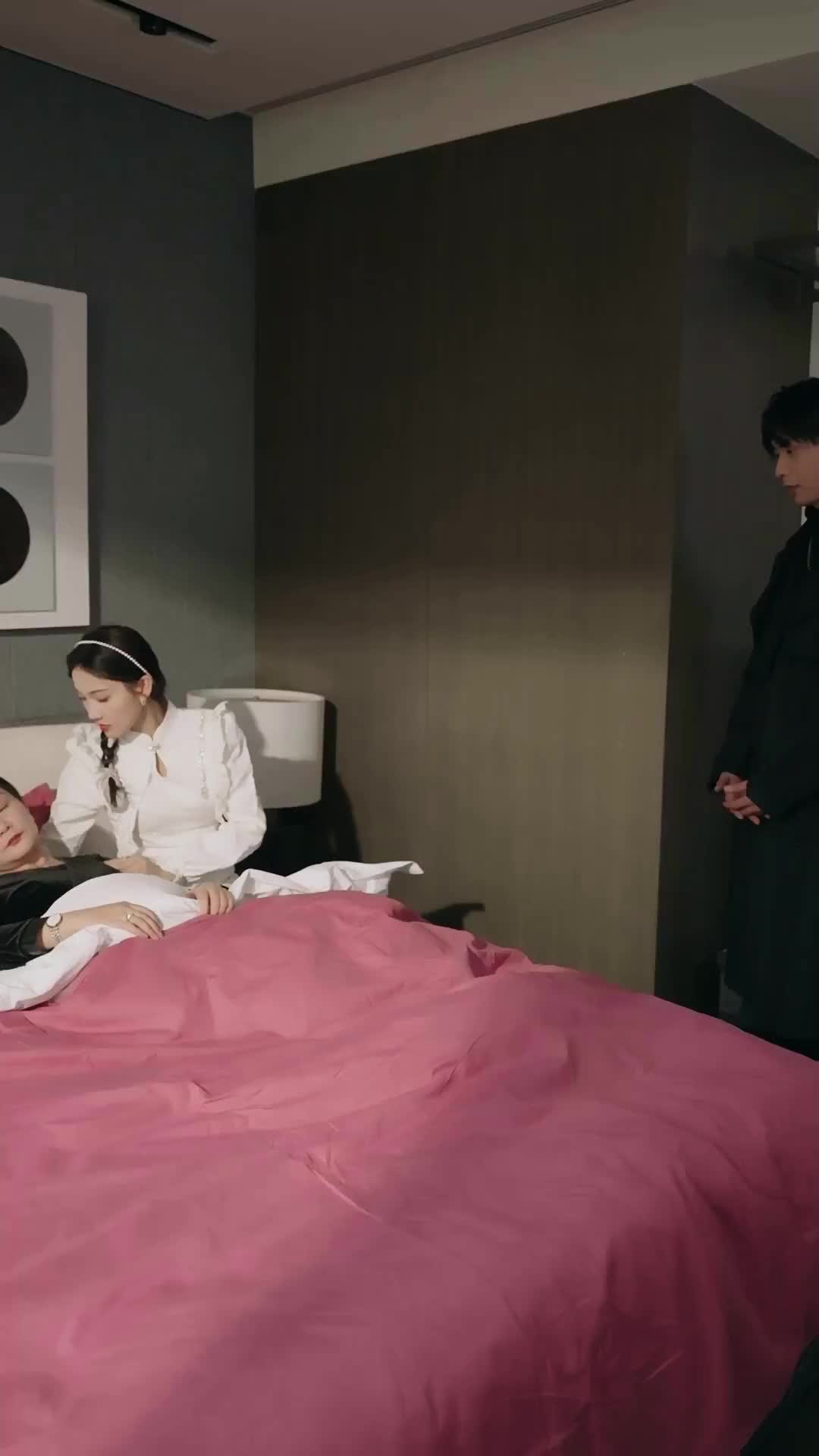 Episode 46 of CEO's Flash-Marriage Frenzy