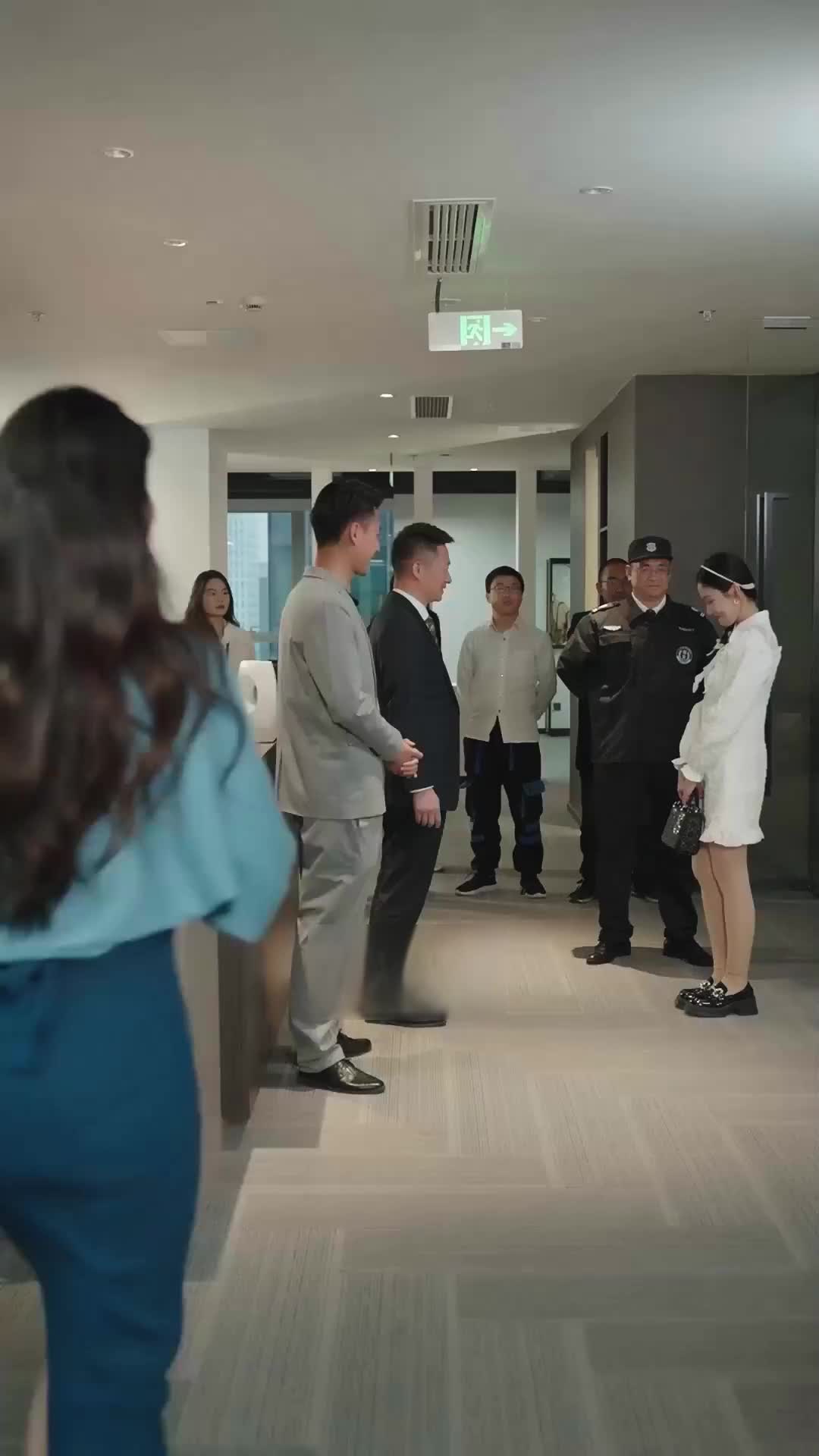 Episode 72 of CEO's Flash-Marriage Frenzy