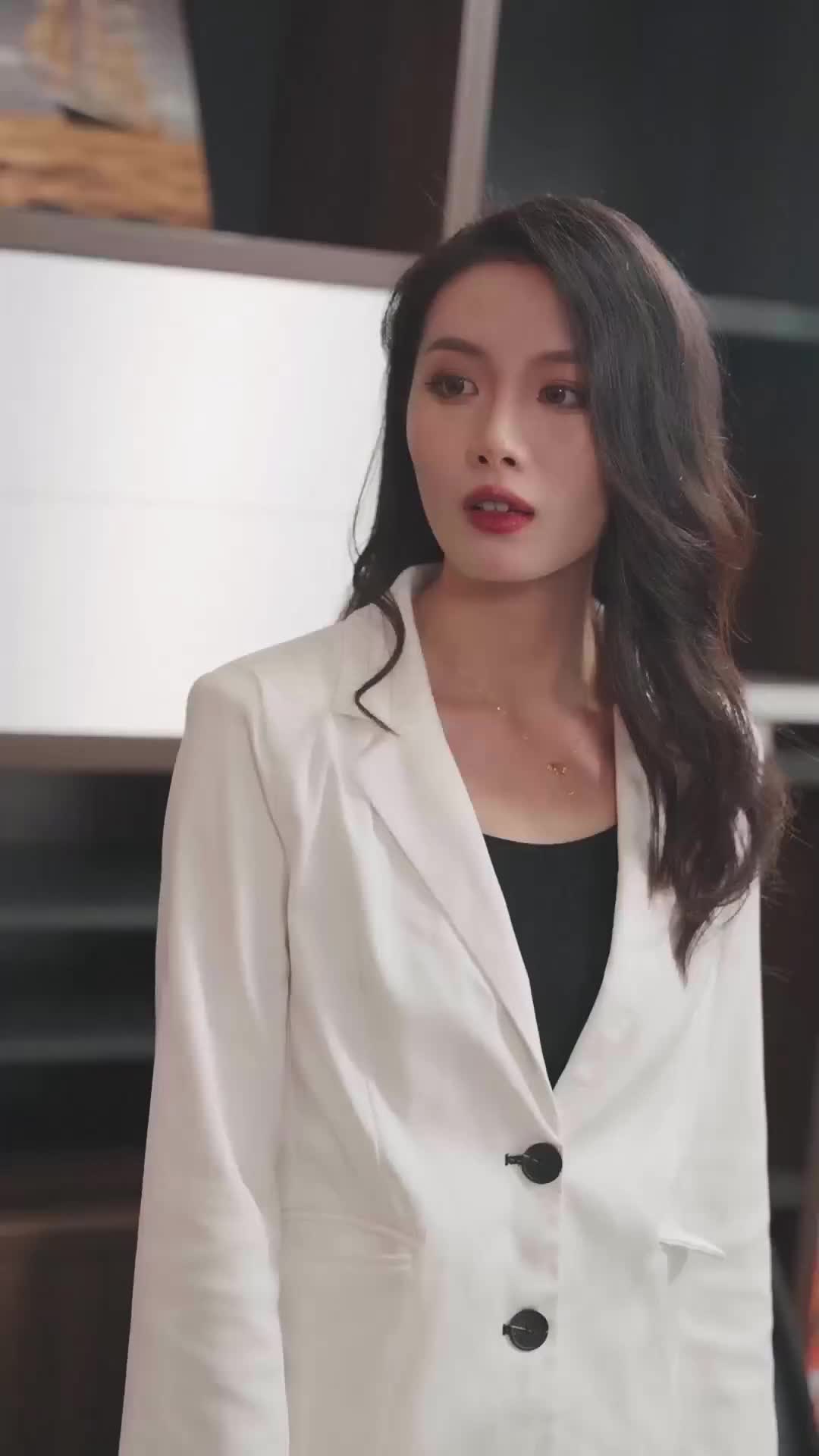 Episode 80 of CEO's Flash-Marriage Frenzy