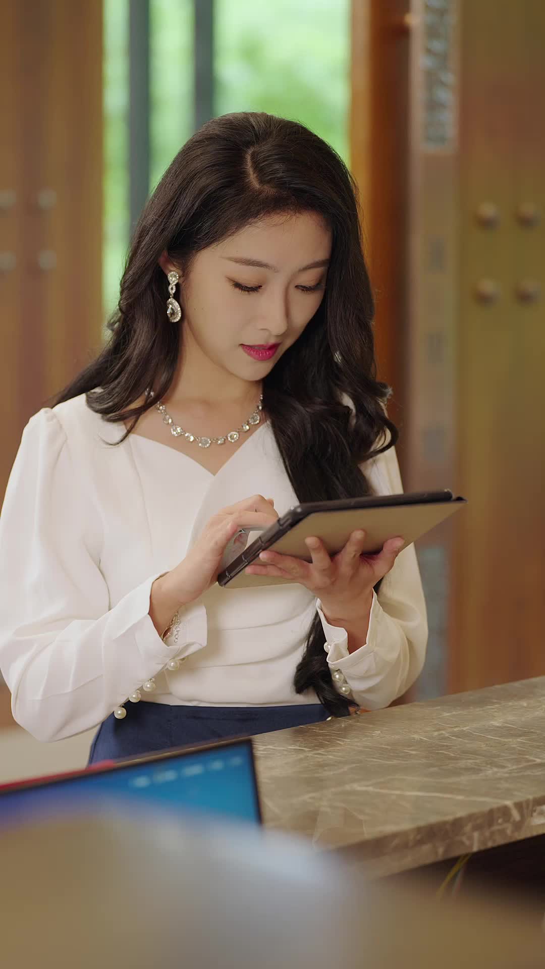 Episode 27 of CEO, That Intern is Actually Your Wife