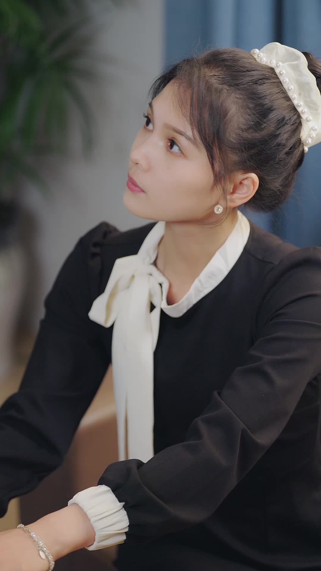 Episode 44 of CEO, That Intern is Actually Your Wife