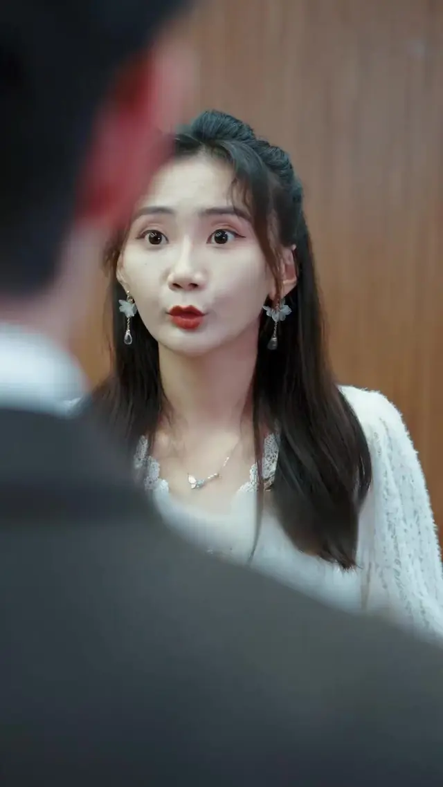 Episode 15 of CEO, Those Twins Look Just Like you