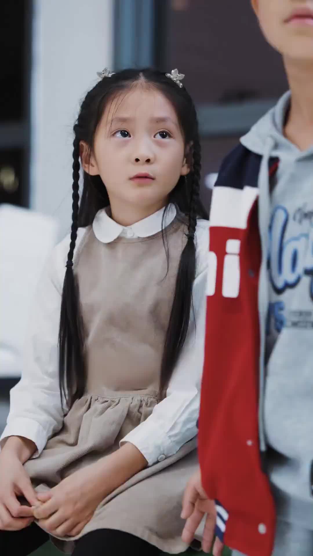 Episode 19 of CEO, Those Twins Look Just Like you
