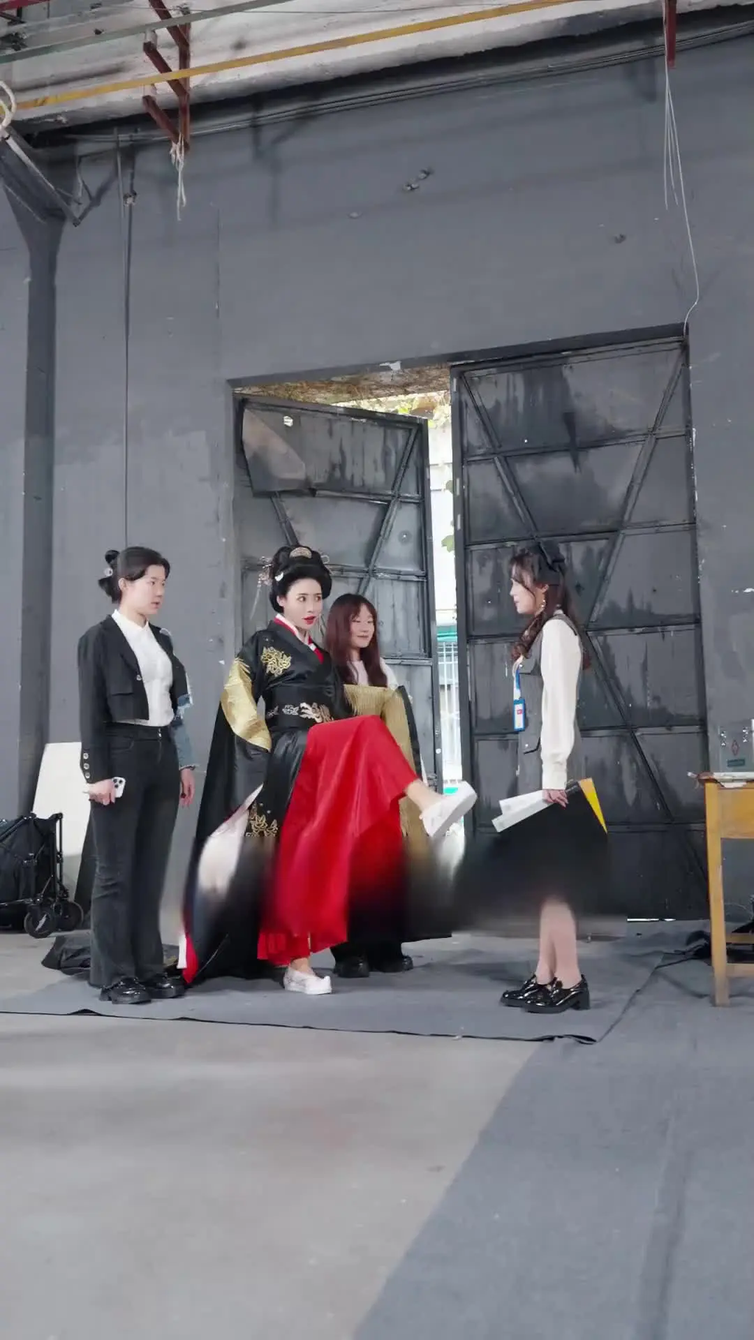 Episode 30 of CEO, Those Twins Look Just Like you