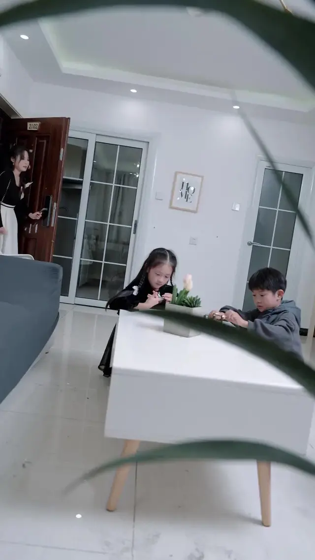 Episode 71 of CEO, Those Twins Look Just Like you