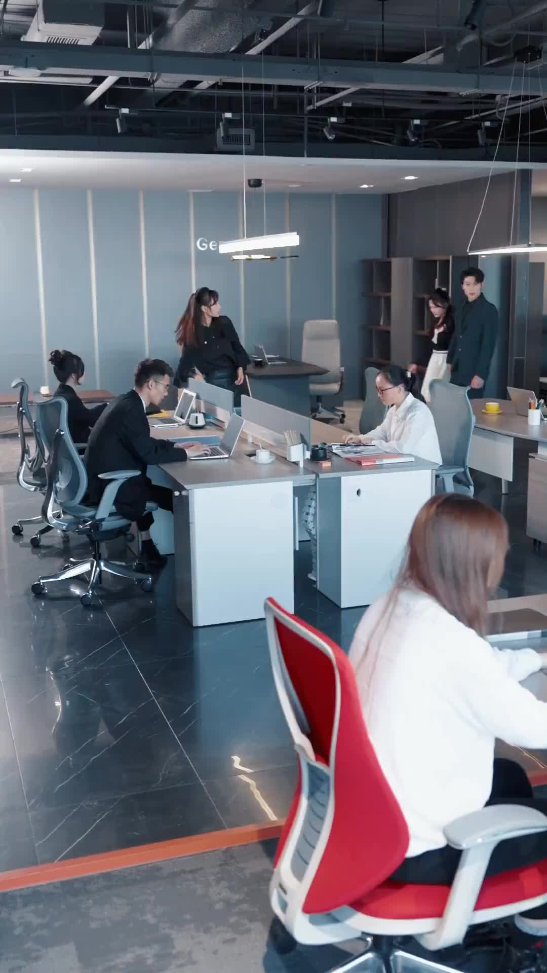 Episode 77 of CEO, Those Twins Look Just Like you