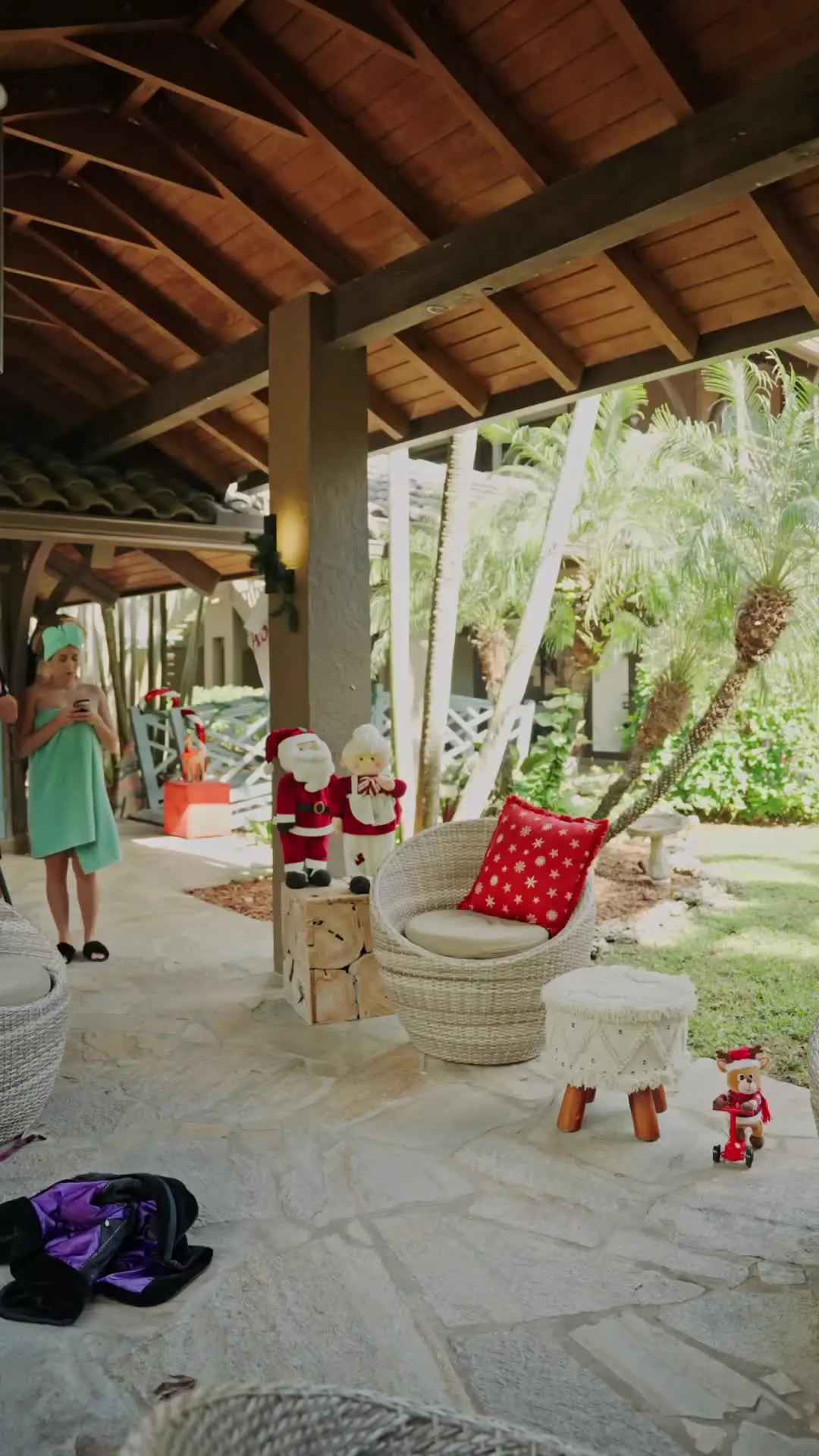 Episode 3 of Christmas Mix up