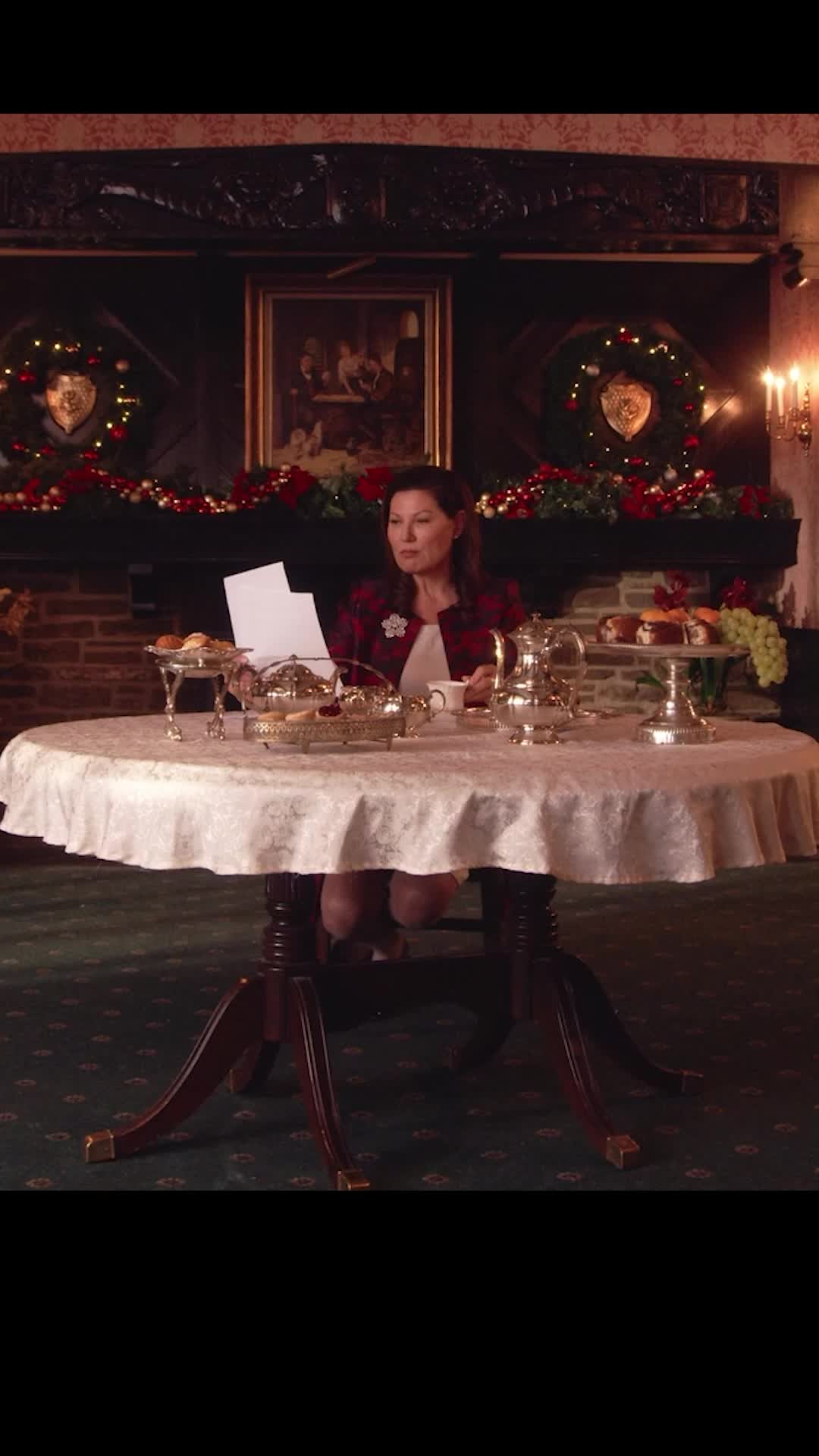Episode 22 of Christmas with a Prince: Becoming Royal