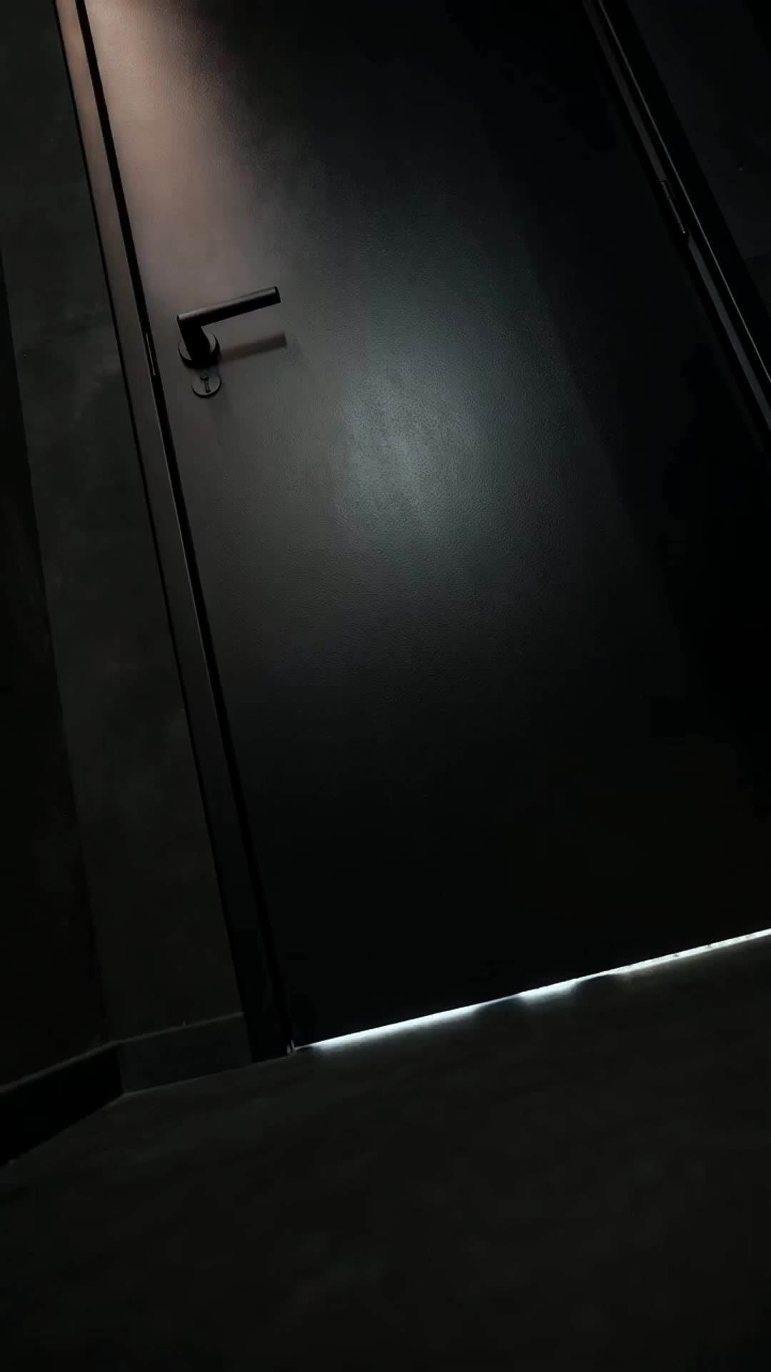 Episode 16 of Claimed by My Boyfriend's Mafia Father
