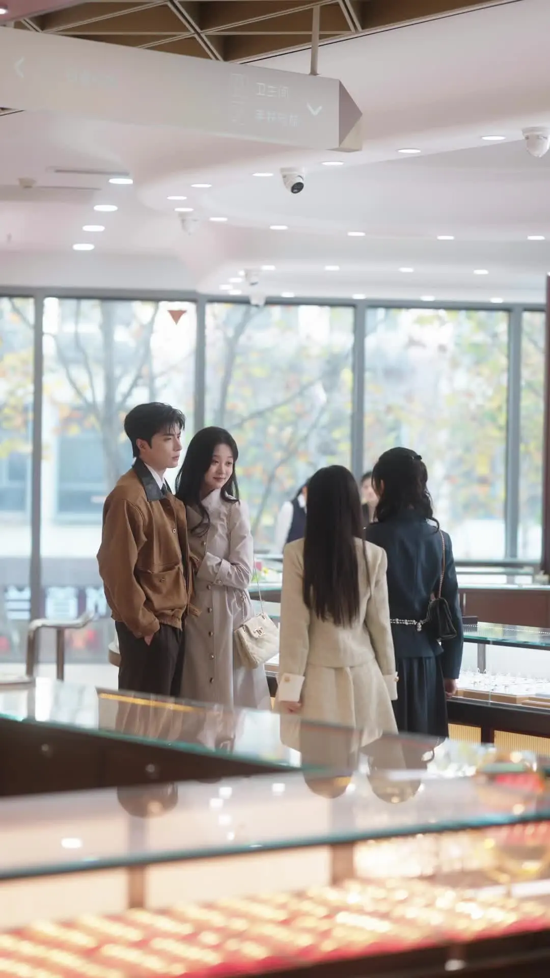 Episode 30 of Clingy Husband, Double-faced Wife