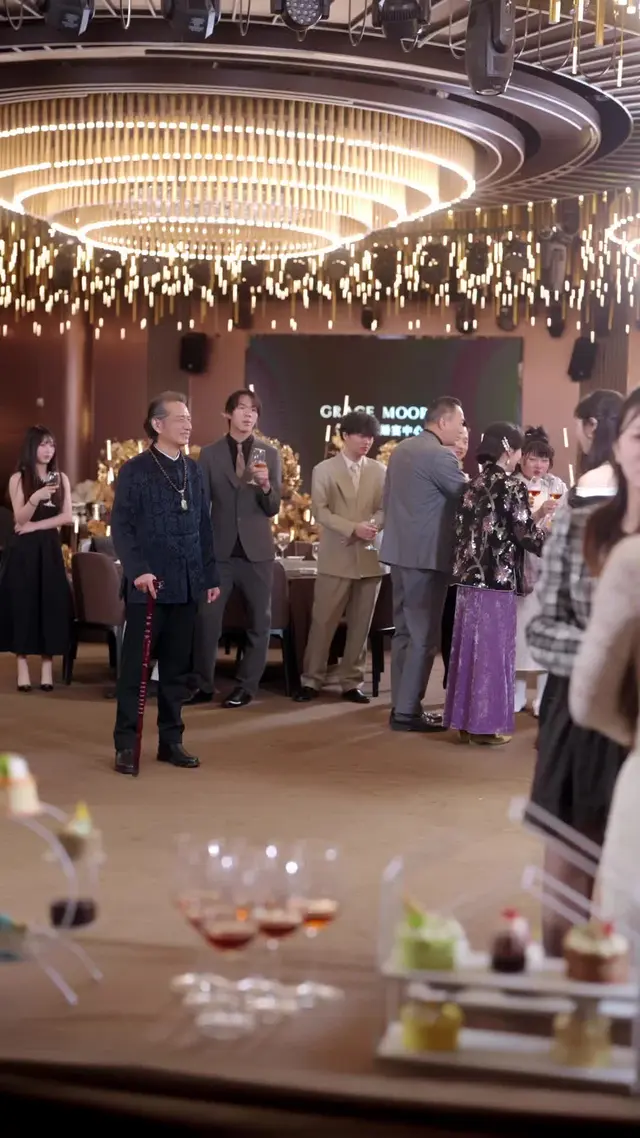 Episode 51 of Clingy Husband, Double-faced Wife