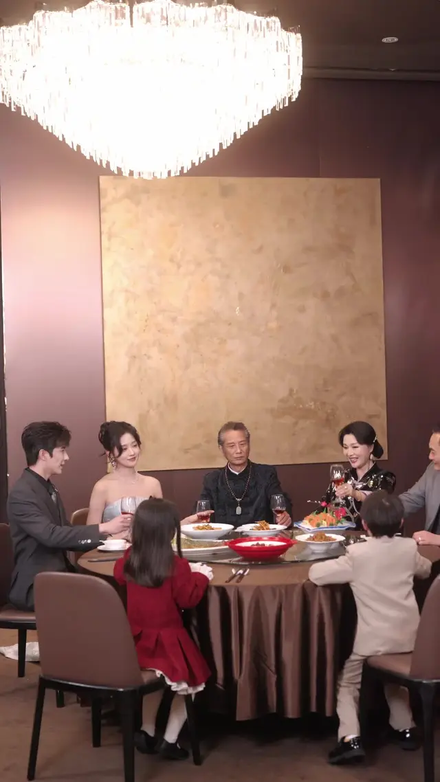 Episode 65 of Clingy Husband, Double-faced Wife