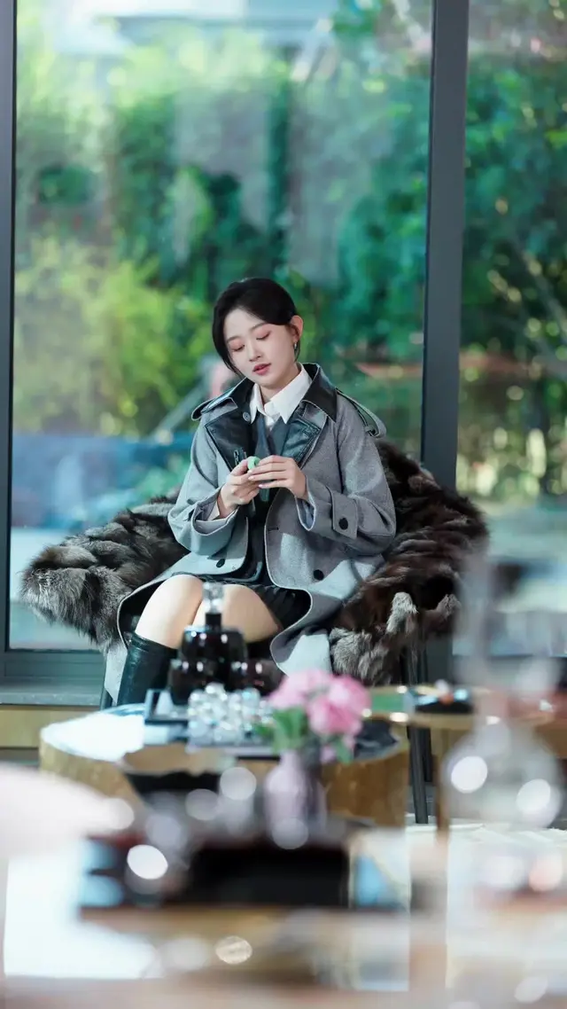 Episode 73 of Clingy Husband, Double-faced Wife