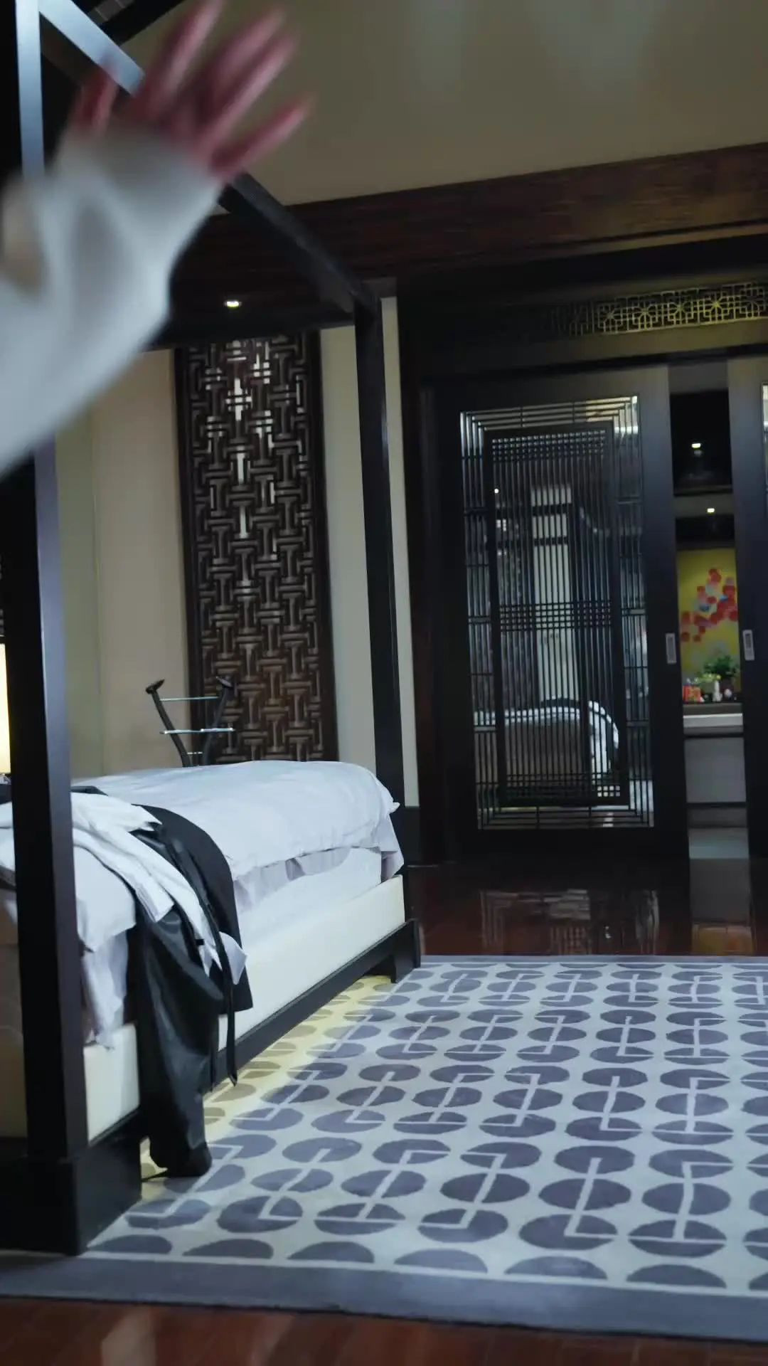 Episode 10 of Contract Wife Is a Drama Queen