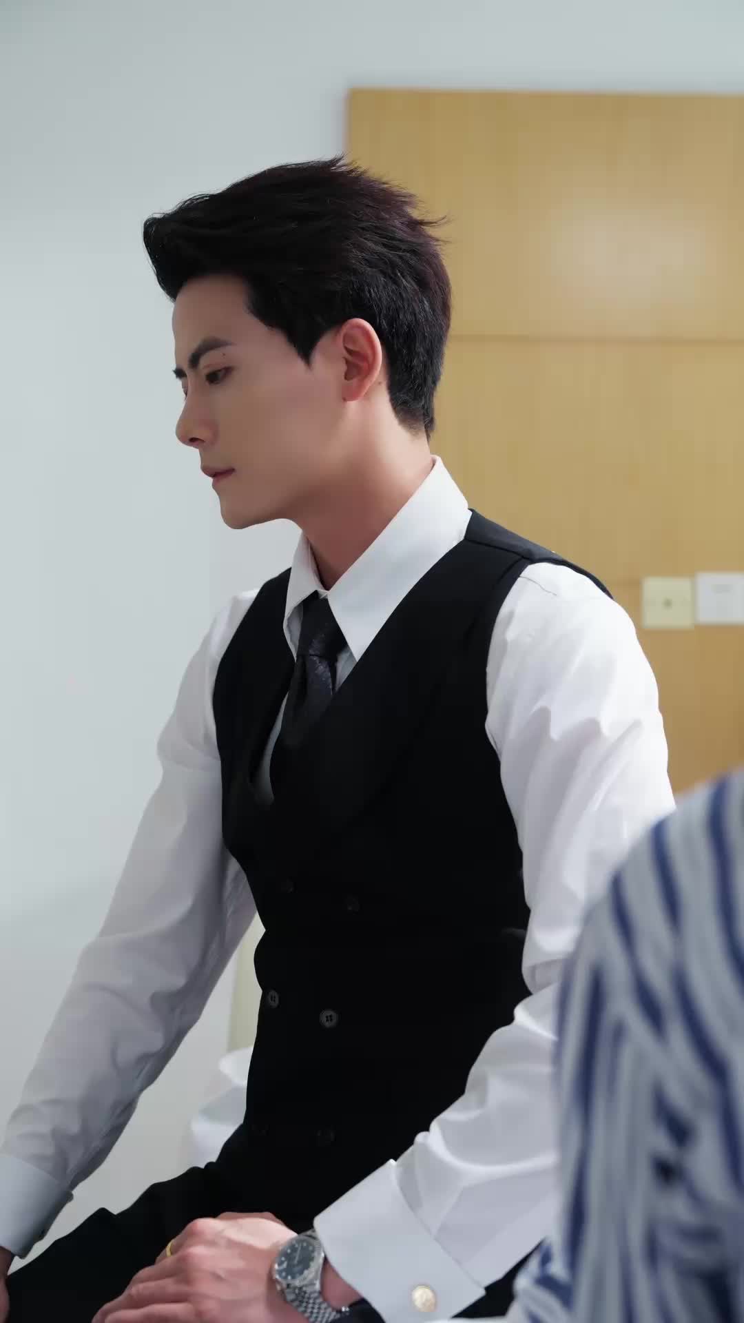 Episode 32 of Contract Wife Is a Drama Queen