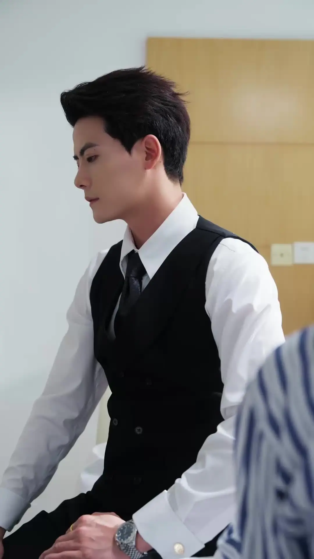 Episode 32 of Contract Wife Is a Drama Queen