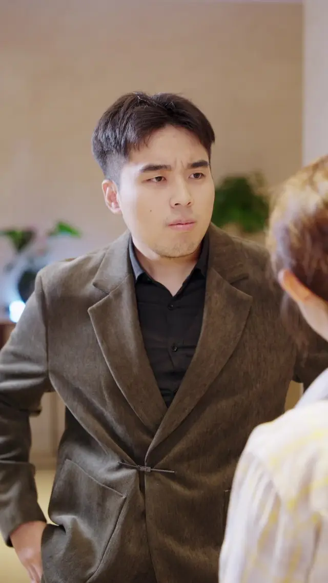 Episode 12 of Country Gal to Hotel Queen