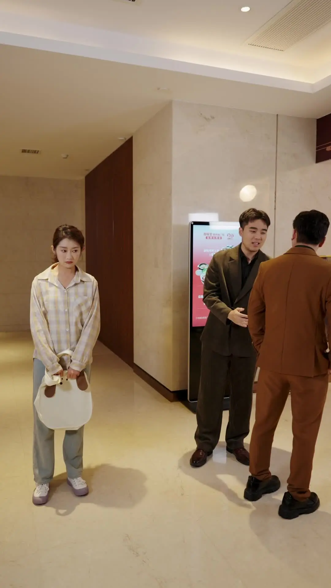 Episode 13 of Country Gal to Hotel Queen