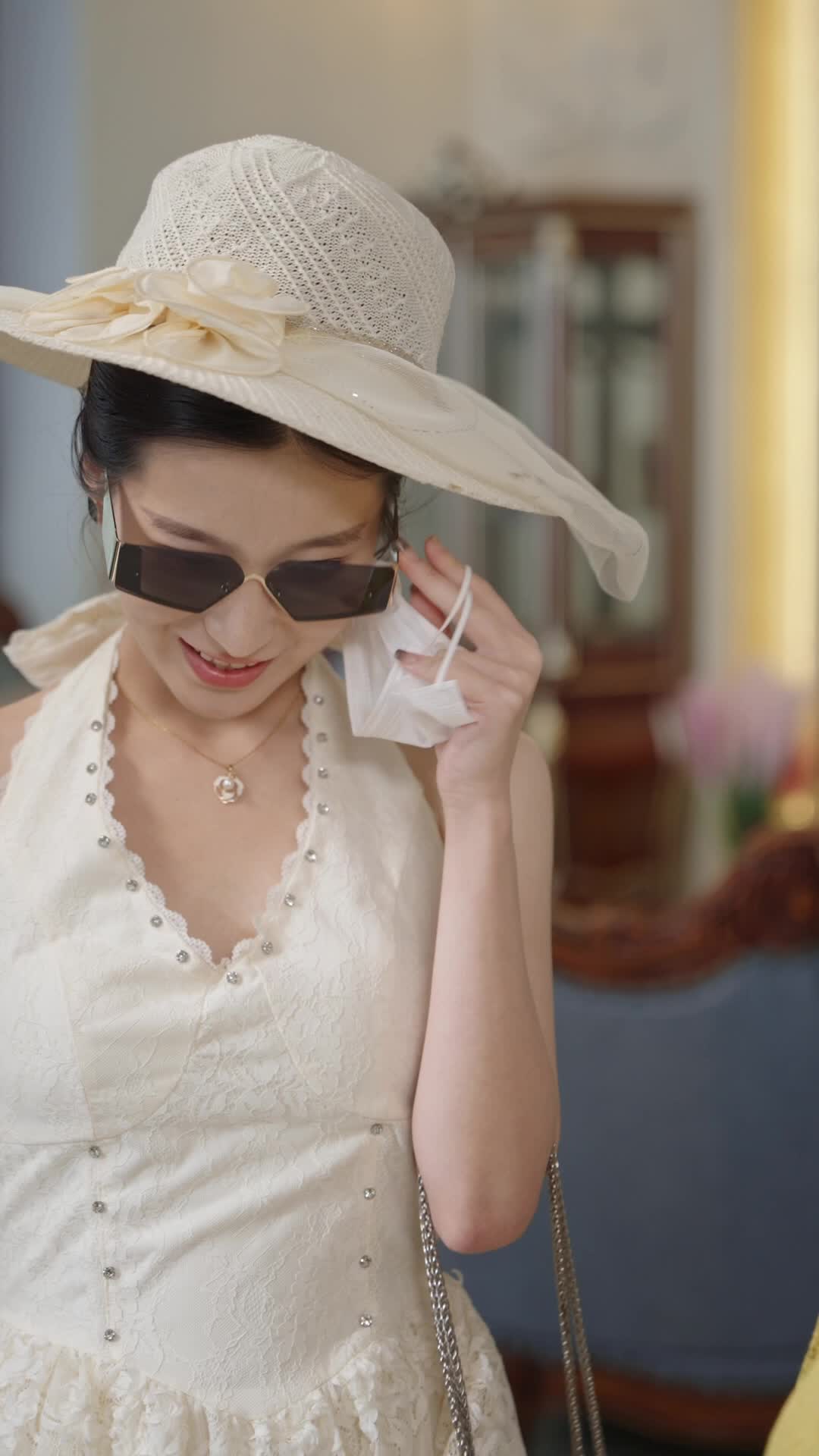 Episode 48 of Country Gal to Hotel Queen