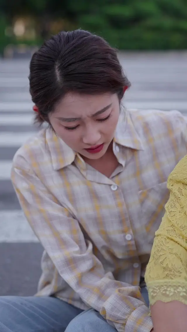 Episode 5 of Country Gal to Hotel Queen