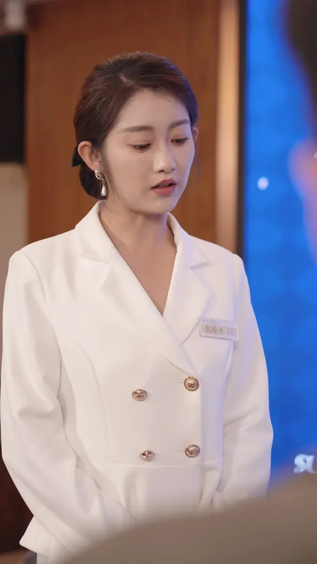 Episode 53 of Country Gal to Hotel Queen