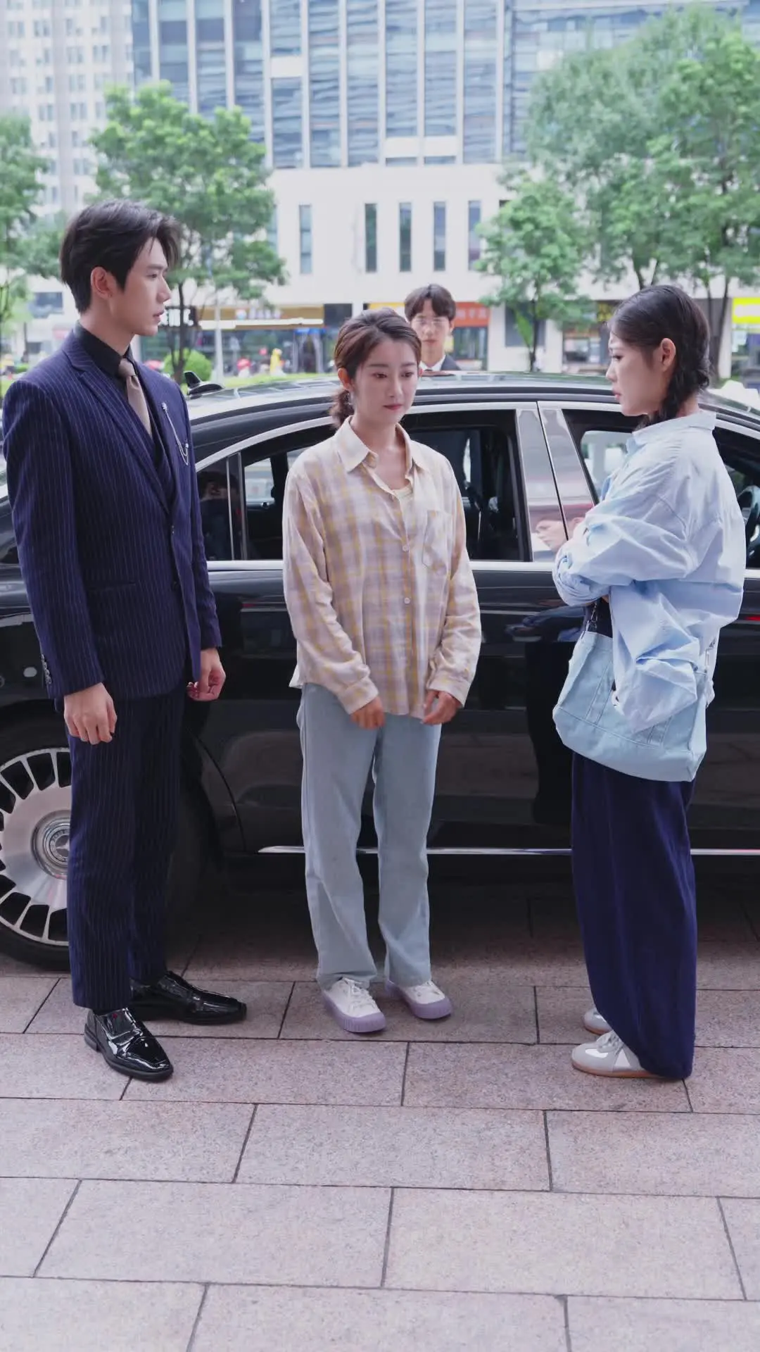 Episode 93 of Country Gal to Hotel Queen