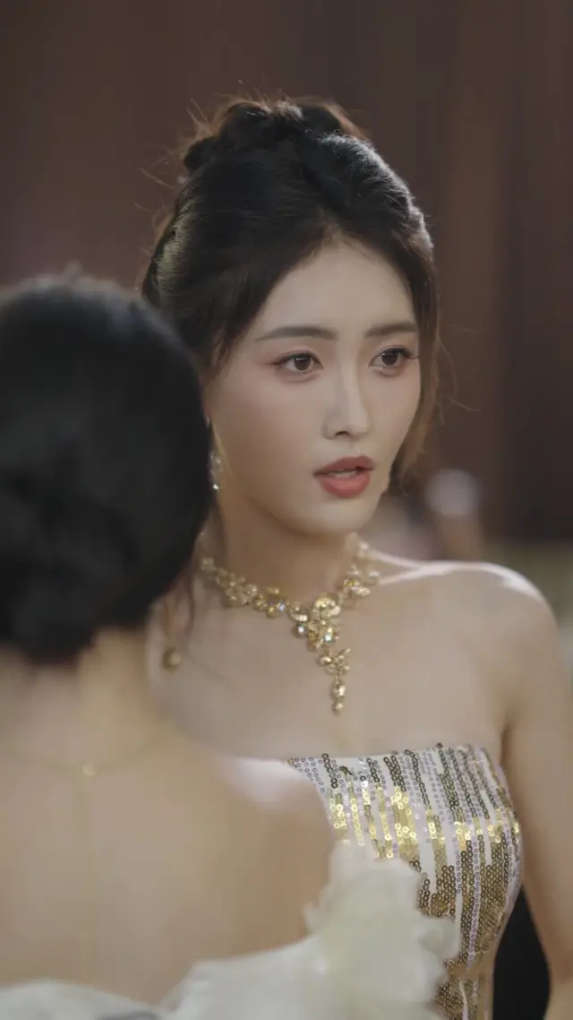 Episode 5 of Crimson Heiress