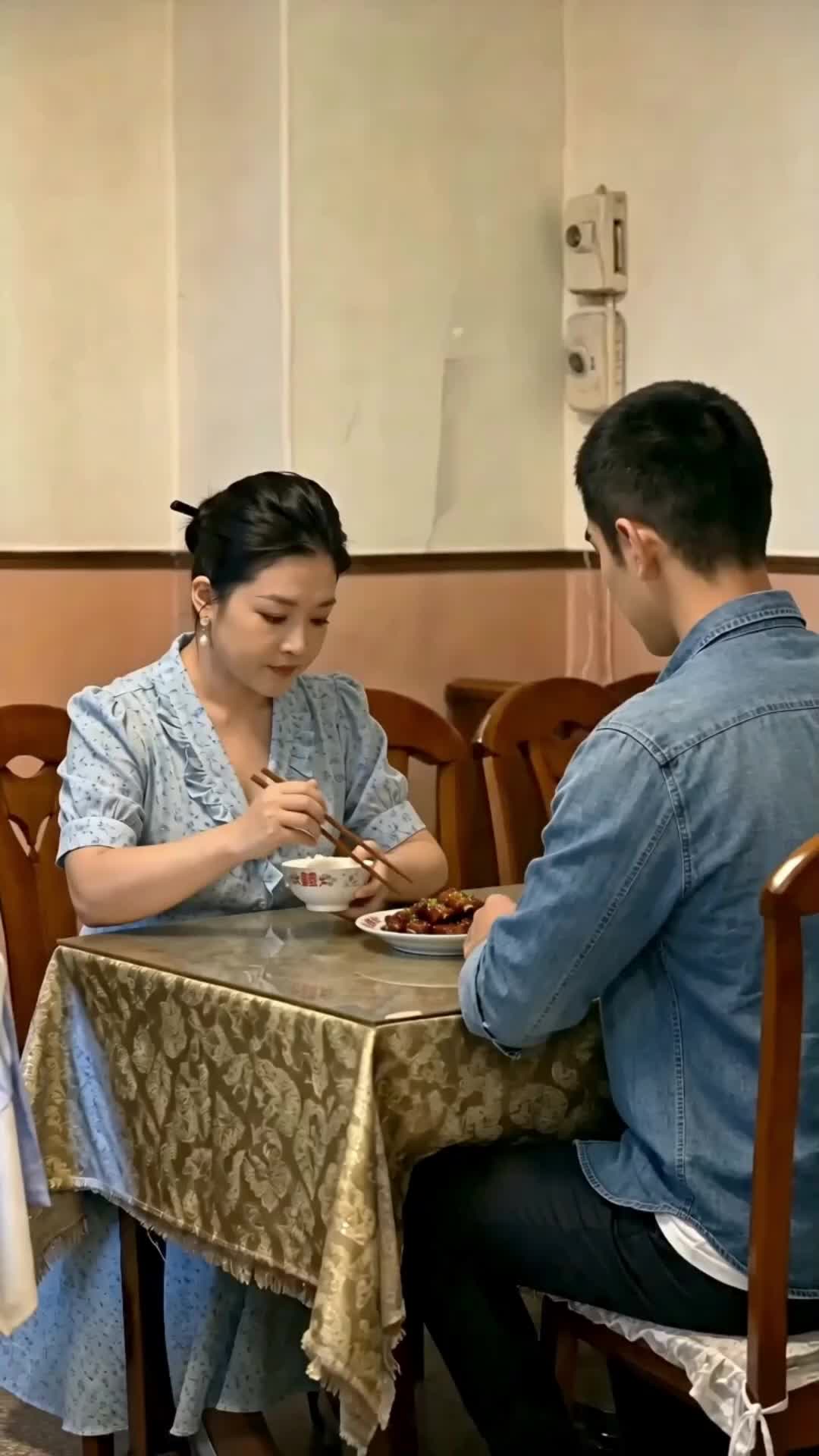 Episode 35 of Curvy Bloom, Sweet Surrender
