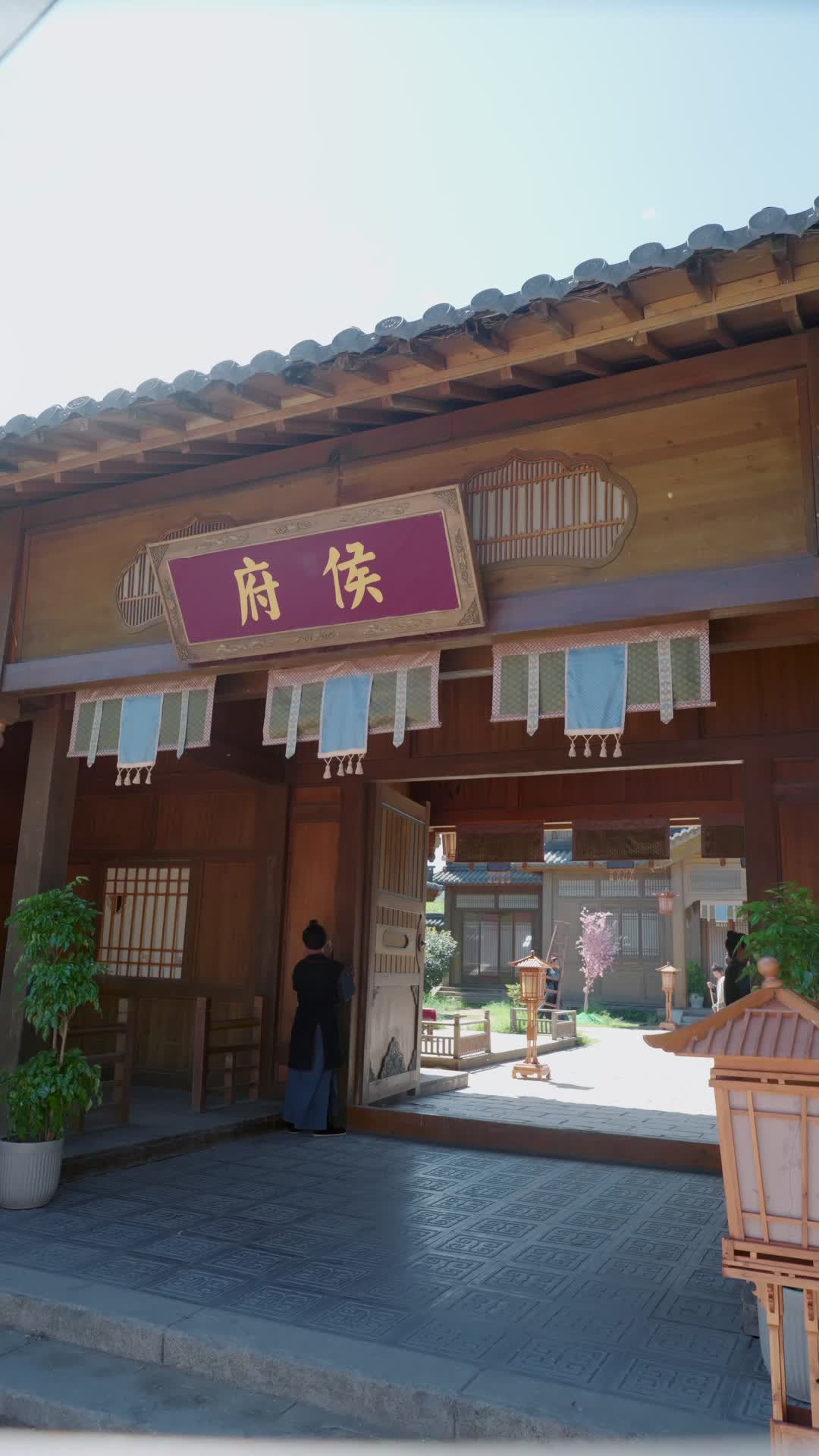 Episode 28 of Destined to My Prince's Embrace