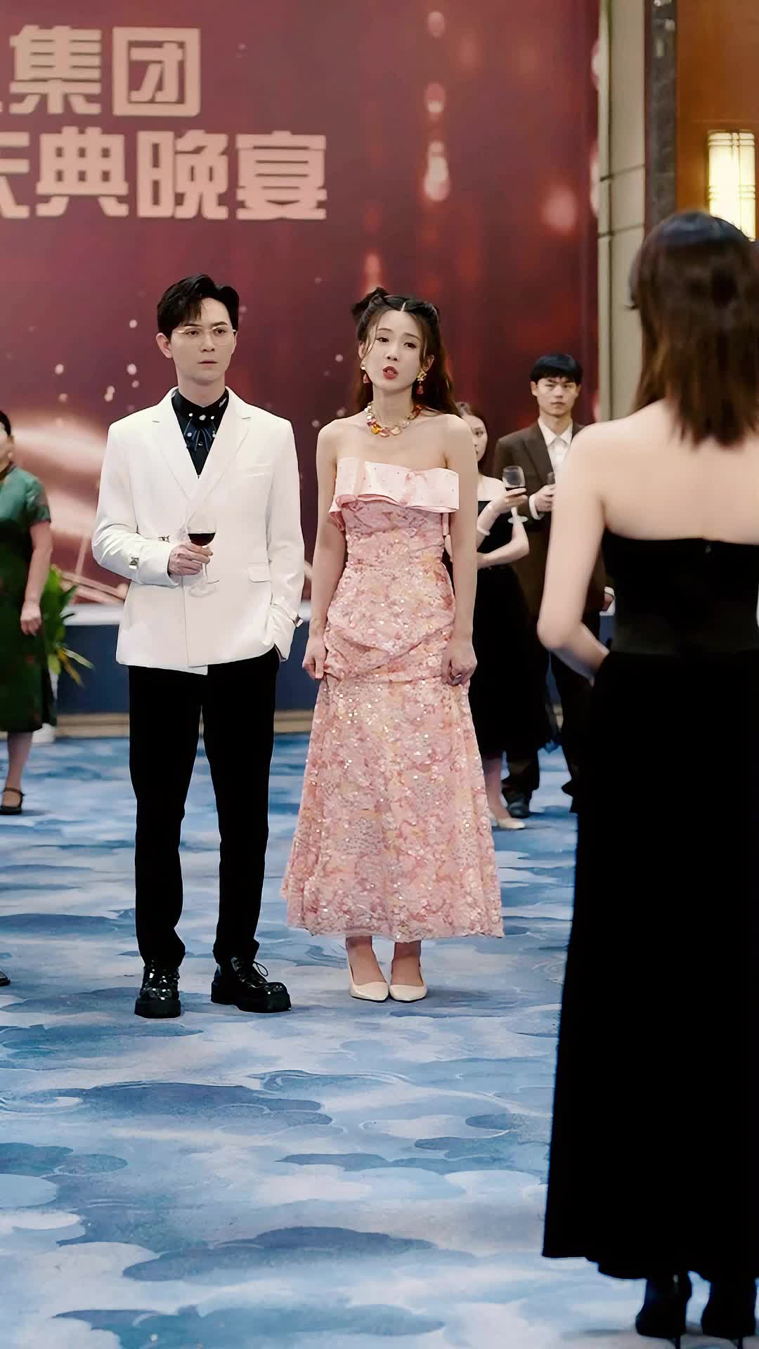 Episode 29 of Destined Twins