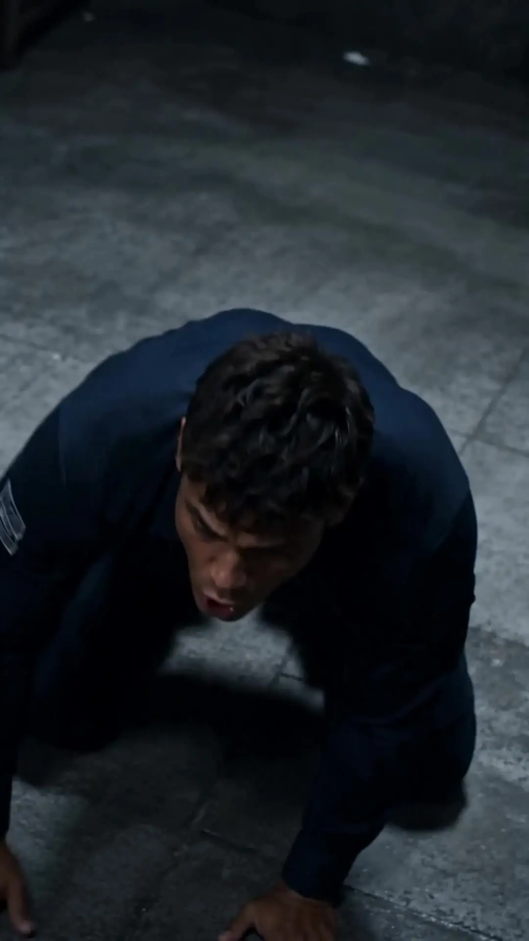 Episode 23 of Destroy My Silver Wolf Bloodline？I'll Marry a Top Alpha Then