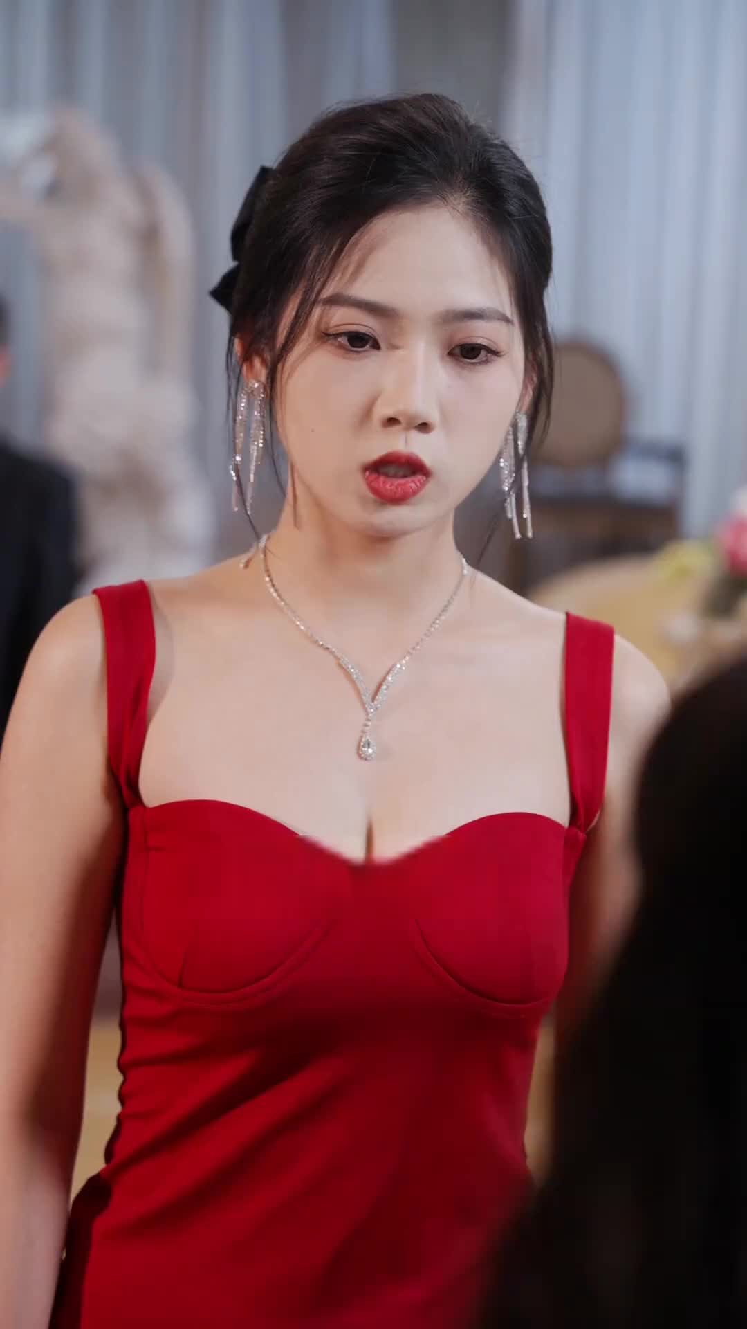 Episode 14 of Divorced and Now a Billionaire's Granddaughter
