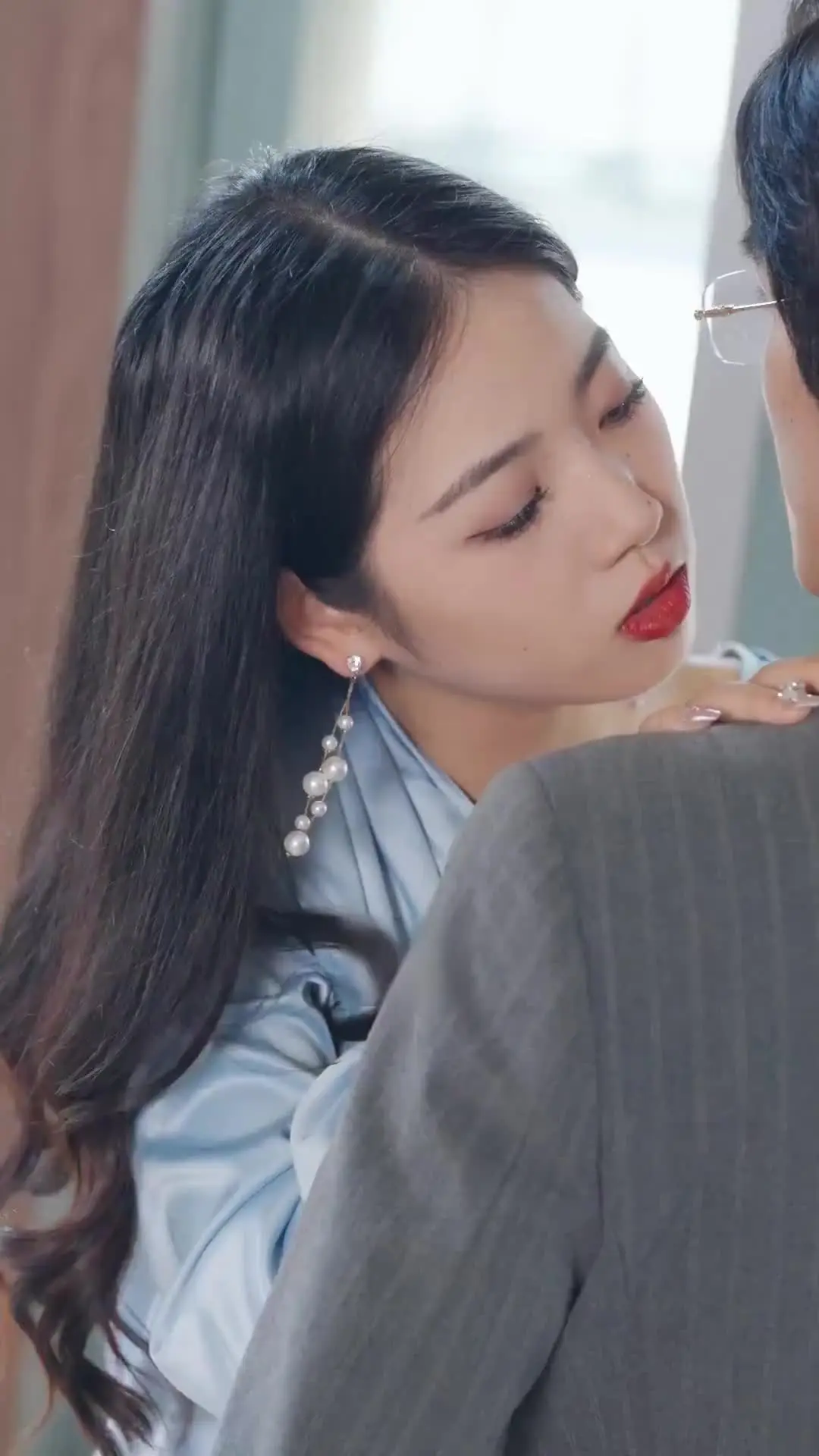 Episode 30 of Divorced and Now a Billionaire's Granddaughter