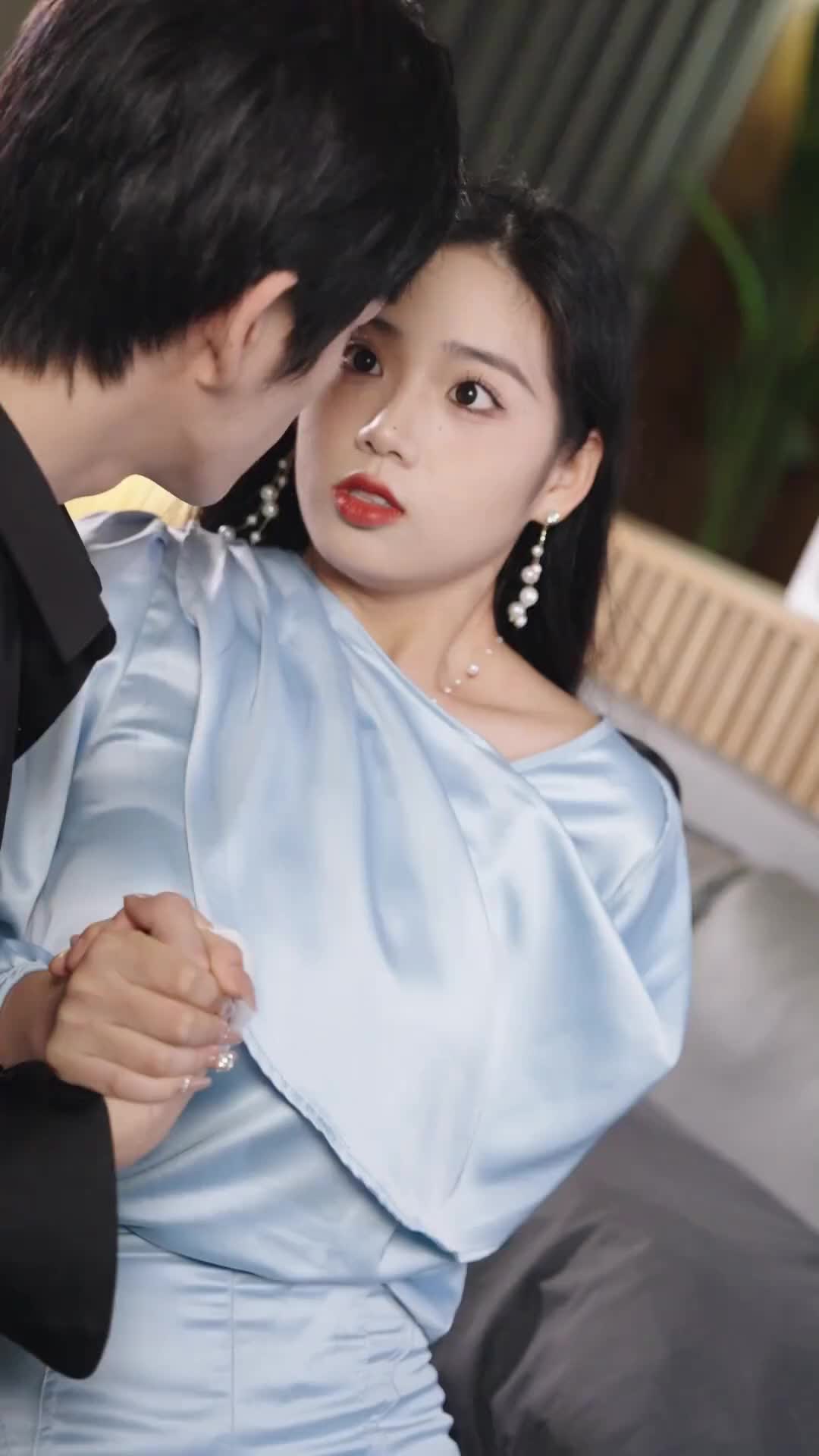 Episode 44 of Divorced and Now a Billionaire's Granddaughter