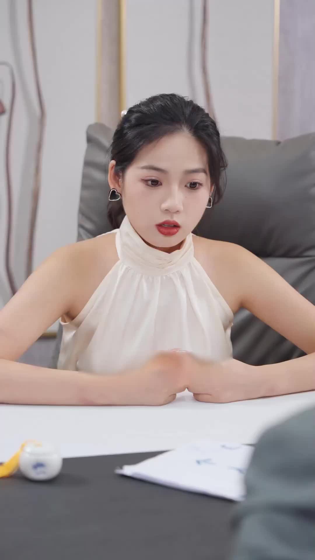 Episode 51 of Divorced and Now a Billionaire's Granddaughter