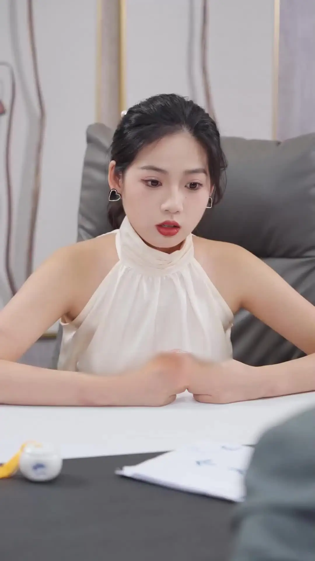 Episode 51 of Divorced and Now a Billionaire's Granddaughter