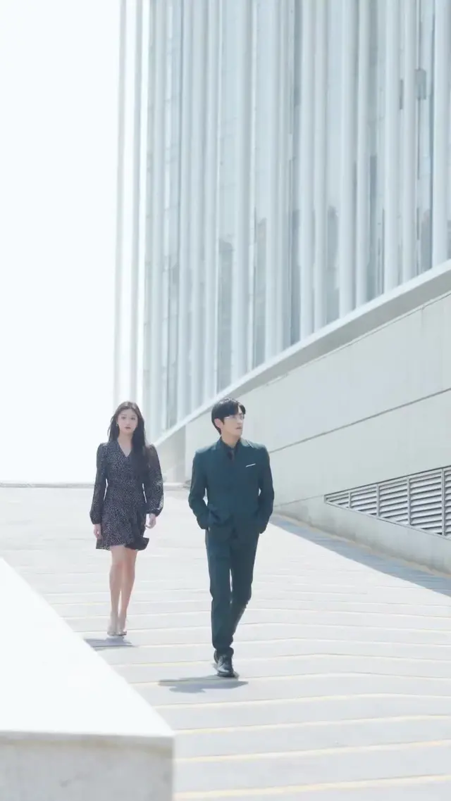 Episode 56 of Divorced and Now a Billionaire's Granddaughter