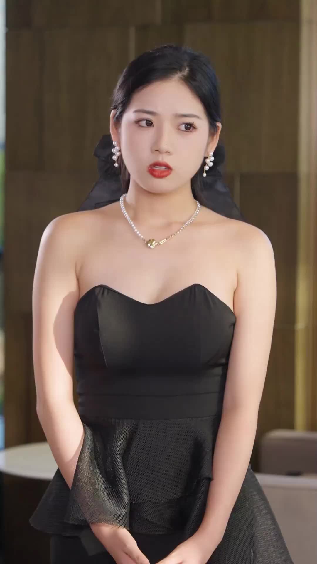 Episode 61 of Divorced and Now a Billionaire's Granddaughter