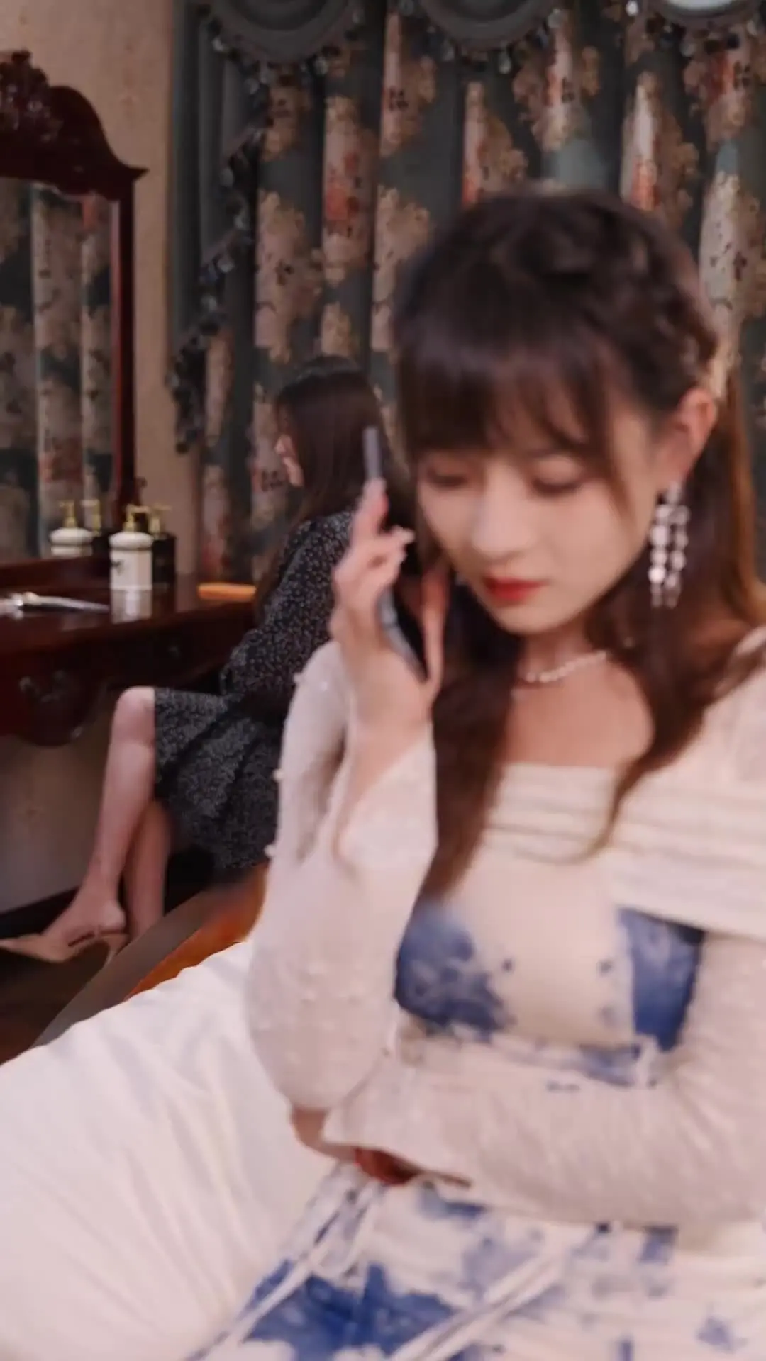 Episode 71 of Divorced and Now a Billionaire's Granddaughter
