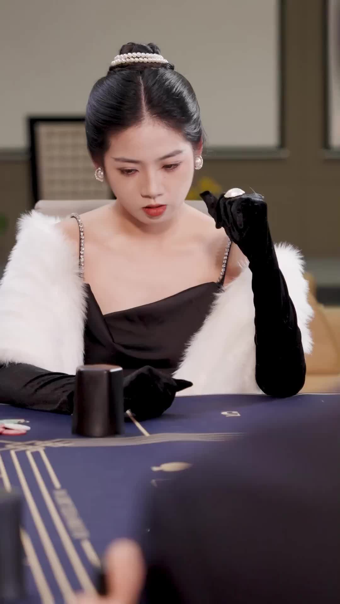 Episode 76 of Divorced and Now a Billionaire's Granddaughter