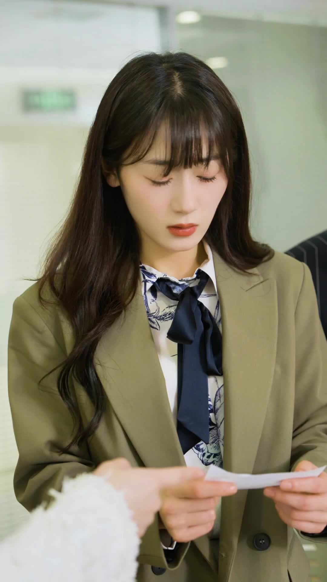 Episode 34 of Divorced: Spoiled Rotten by an Adorable Daughter and Three Billionaire Brothers