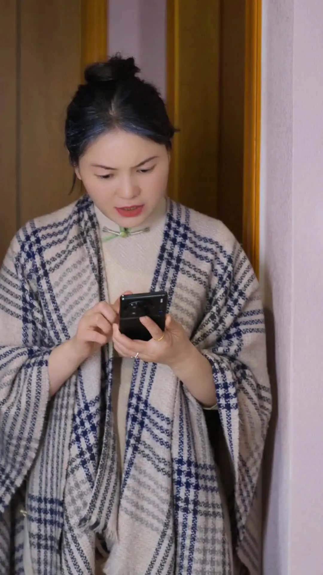 Episode 61 of Divorced: Spoiled Rotten by an Adorable Daughter and Three Billionaire Brothers