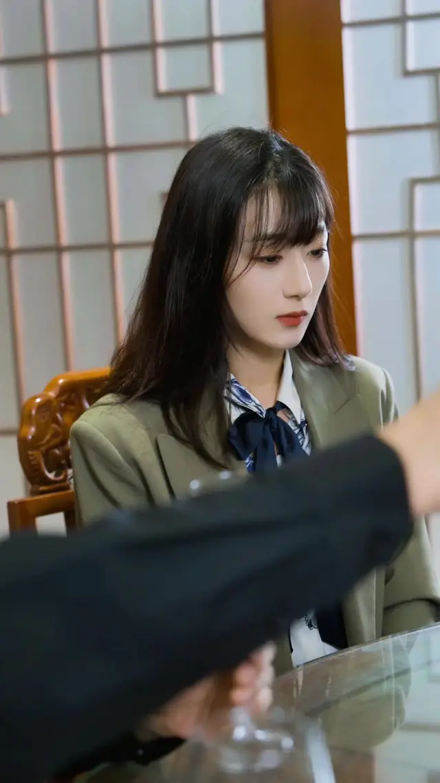 Episode 64 of Divorced: Spoiled Rotten by an Adorable Daughter and Three Billionaire Brothers
