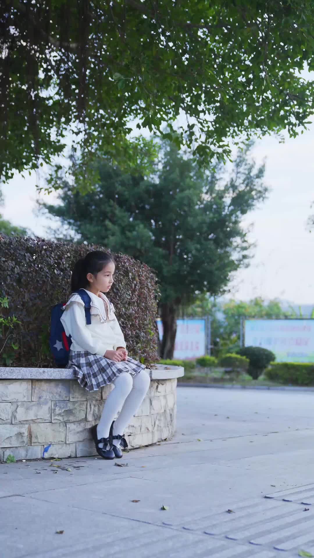 Episode 75 of Divorced: Spoiled Rotten by an Adorable Daughter and Three Billionaire Brothers